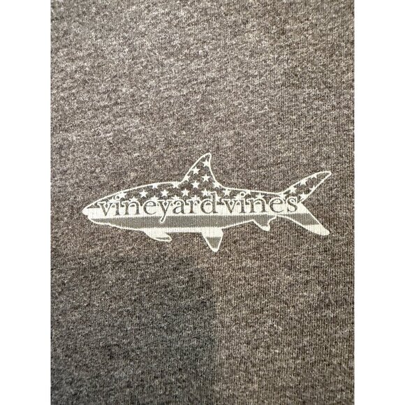 Vineyard Vines Gray Shark Graphic Tee Unisex S 100% Cotton Casual Short Sleeve C - Picture 3 of 10